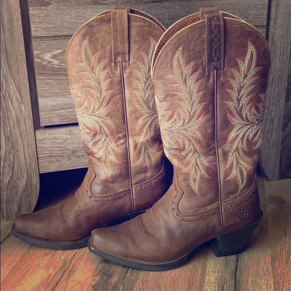 Ariat Round Up Maddox Women’s Boots ✨